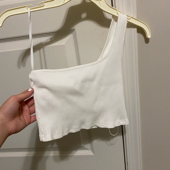 Crop top - Picture 1 of 2